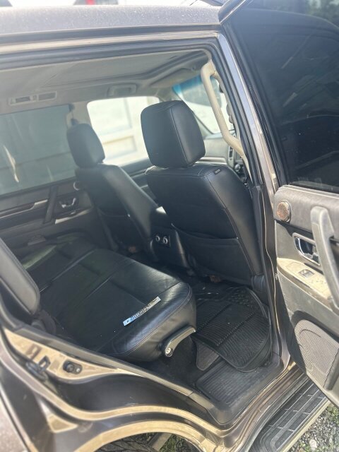 2016 Mitsubishi Pajero