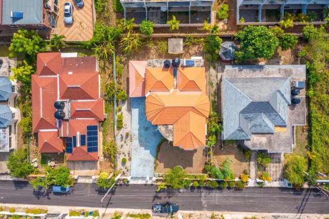 Spacious 5 Bedroom, 3 Bathroom House