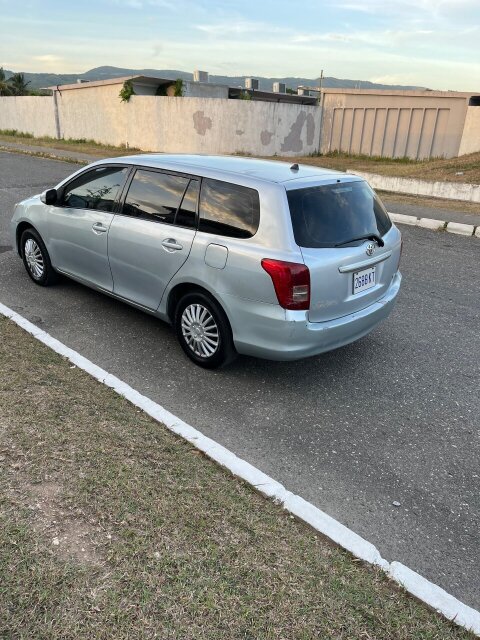 2008 Toyota Fielder