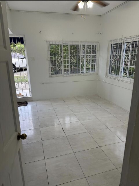 2 Bedroom House For Rent Barbican