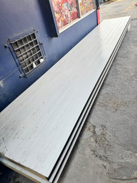 4” FREE FORM MASTER PANELS – 19 FT – UNUSED