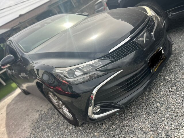 2017 Toyota Mark X