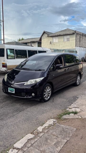 2015 Toyota Estima
