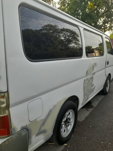 2004 Nissan Carvan Bus Buses Half Way Three