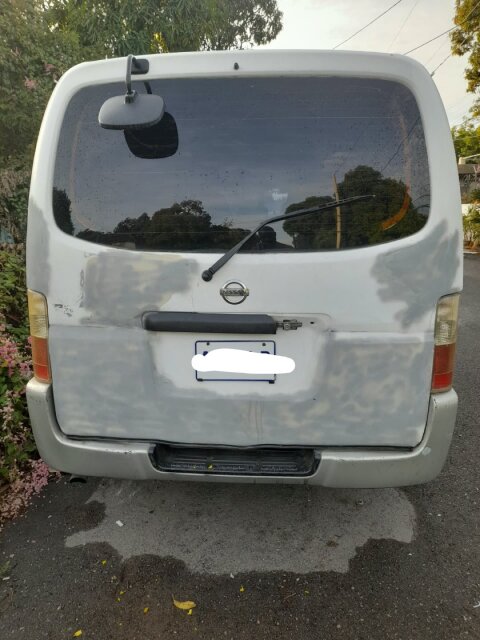 2004 Nissan Carvan Bus