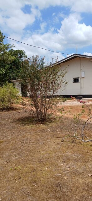 Spacious 4 Bedroom House On 2 Acres Of Land