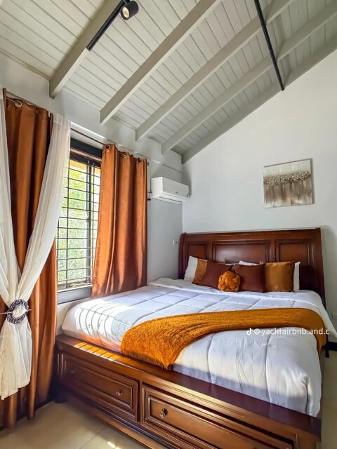 Airbnb