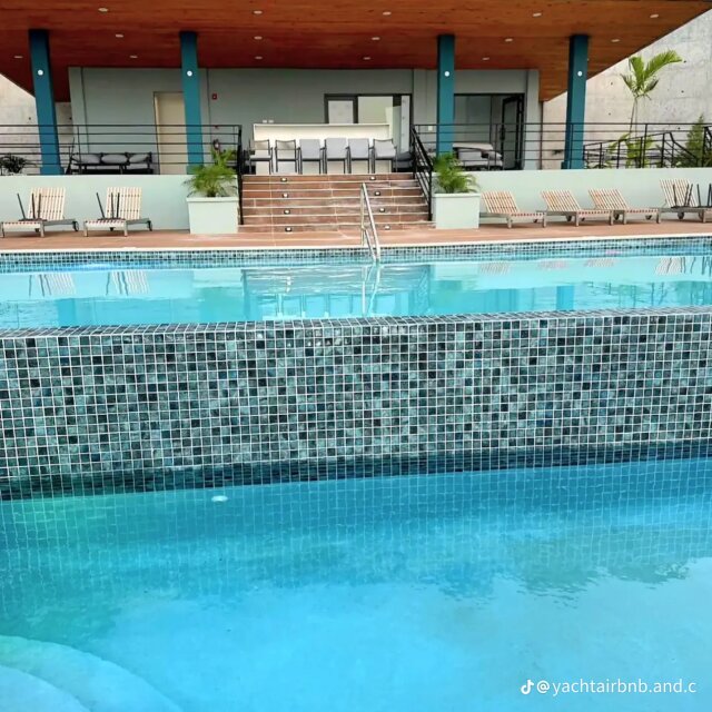 Expansive 12 Bedrooms Airbnb in Ocho Rios