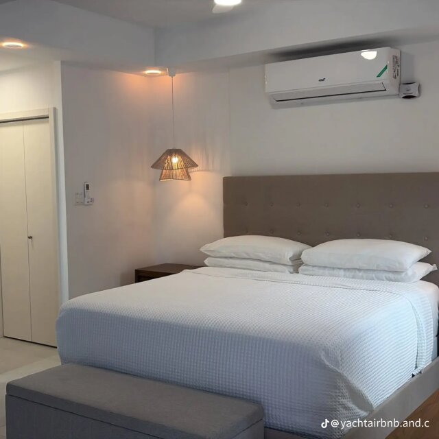 Expansive 12 Bedrooms Airbnb in Ocho Rios