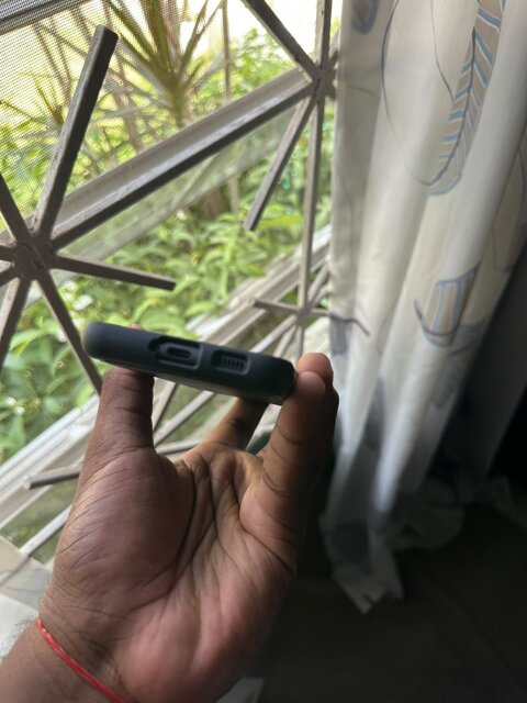 SAMSUNG S21 FE NEAR PERFECT
