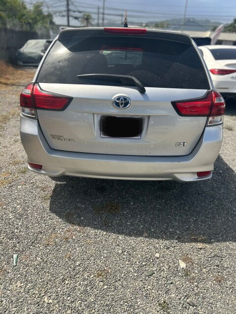 2017 Toyota Fielder