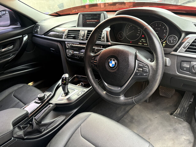 2018 BMW 318i