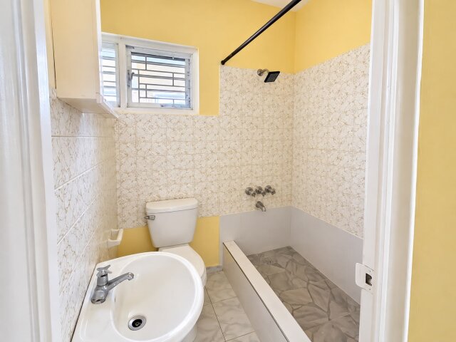 2 Bedrooms House For Rent| Greater Portmore