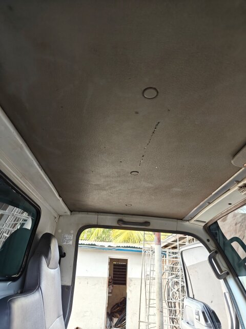 2005 Isuzu Elf Tipper
