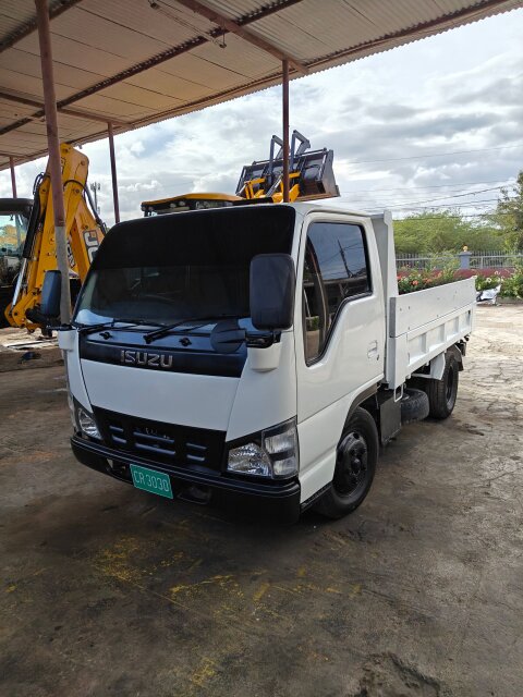 2005 Isuzu Elf Tipper