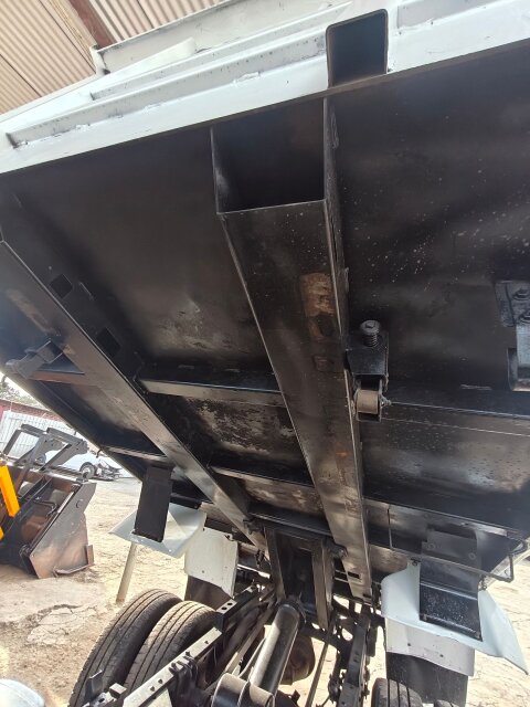 2005 Isuzu Elf Tipper