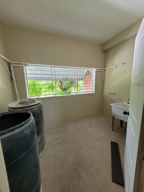1 Bedroom|Shared Property