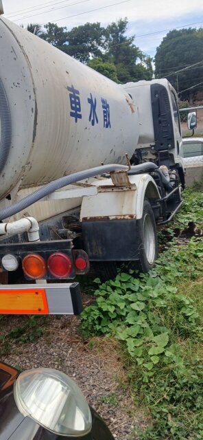 2007 Isuzu Elf Water Truck
