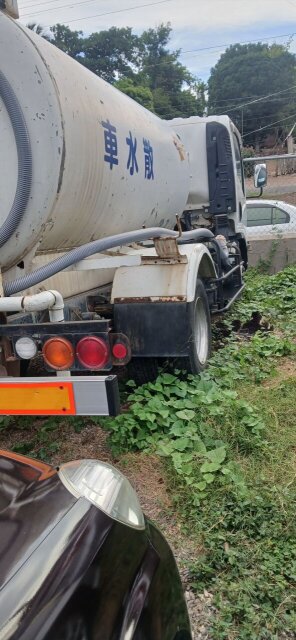 2007 Isuzu Elf Water Truck