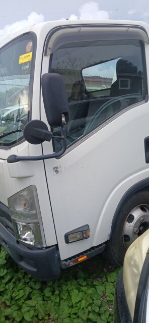 2007 Isuzu Elf Water Truck