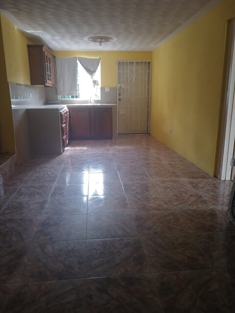 1 Bedroom Unit In Old Harbour Glades