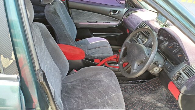 Mitsubishi Galant