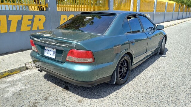 Mitsubishi Galant
