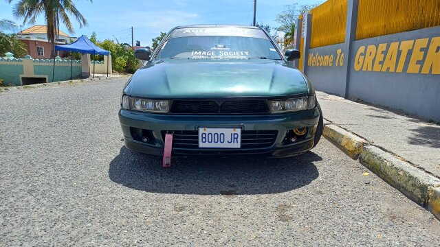 Mitsubishi Galant
