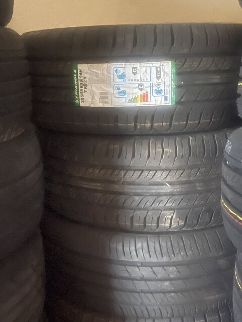 Tyre Rims and Tyres Shortwood