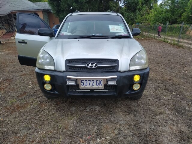 2005 Hyundai Tucson 4-cylinder 2.0l