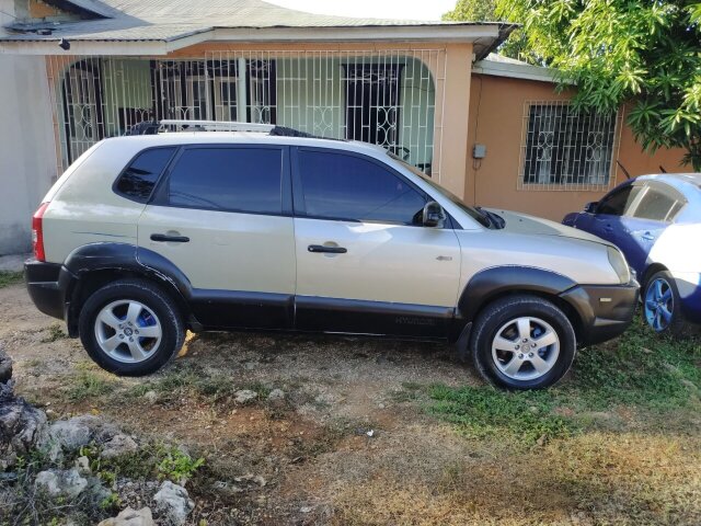 2005 Hyundai Tucson 4-cylinder 2.0l