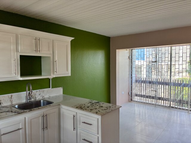 Newly Renovated 1 Bedroom Apartment on Trafalgar Apartments New Kingston, Trafalgar Road