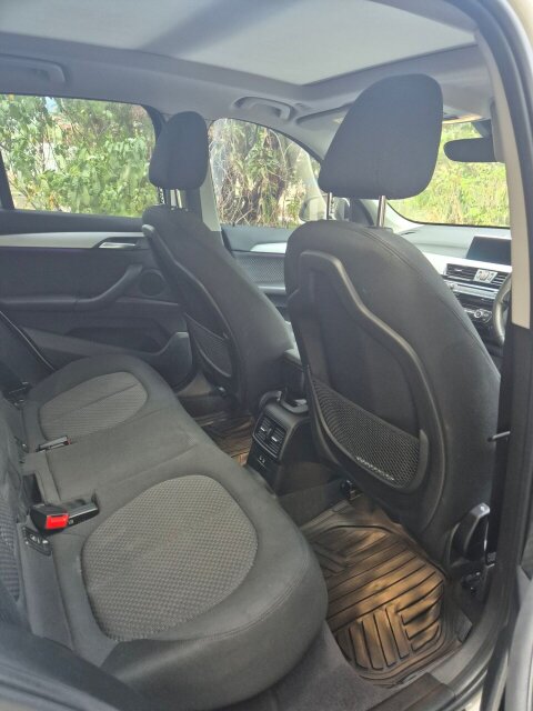BMWX1 2021