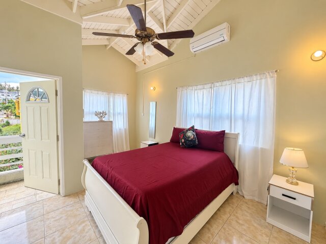 2 Bedrooms Townhouse For Rent