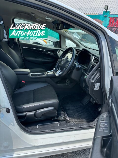 2020 Honda Fit Shuttle X