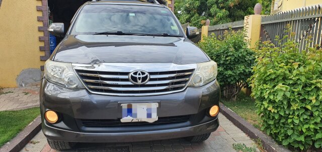 2015 Toyota Fortuner Cars Spanish Town