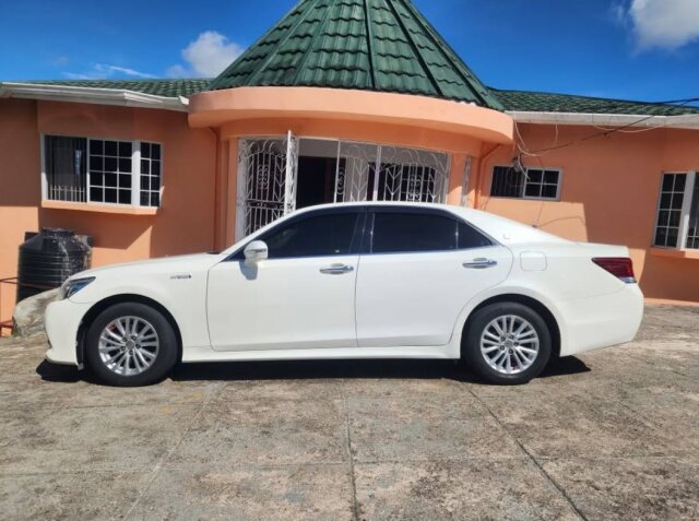 2015 Toyota Crown 876_496_2147