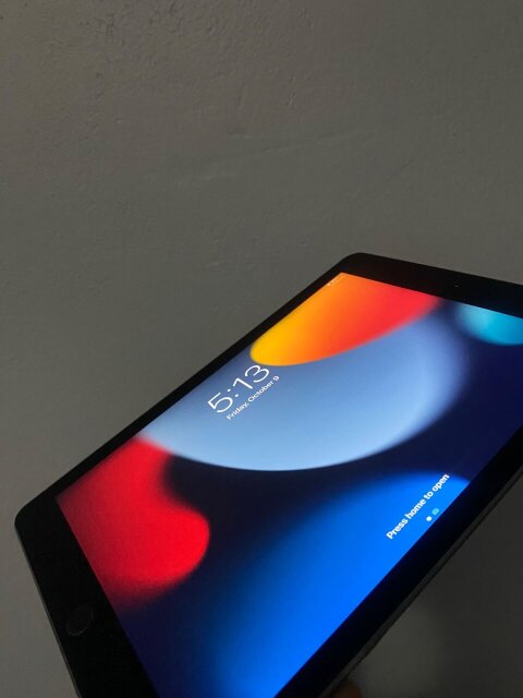 IPAD AIR 2 128GB FOR SALE, FULLY FUNCTIONAL