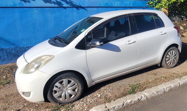 2009 Totoya Vitz