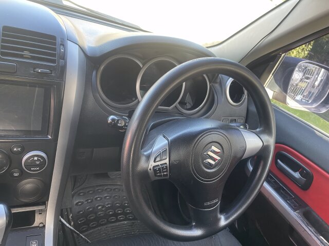 2014 Suzuki Grand Vitra All Wheel Drive