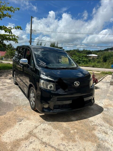 2009 Toyota Voxy Vans & SUVs Mandeville