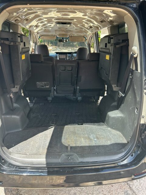 2009 Toyota Voxy