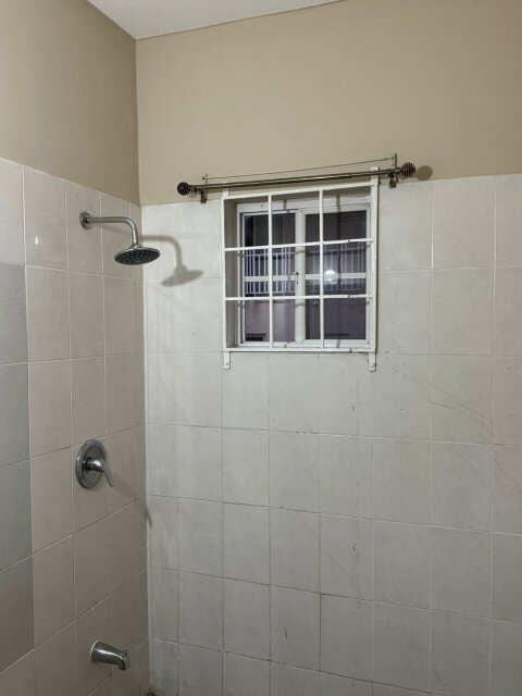 1 Bedroom Apartment with Study in New Kingston