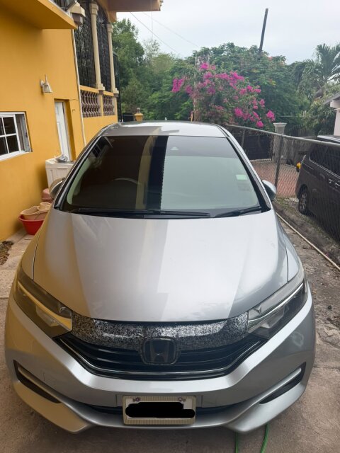 Honda Fit Shuttle Cars May Pen
