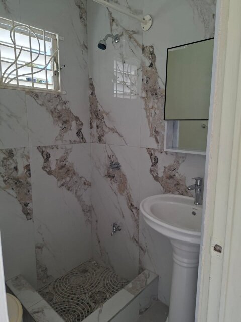 Recently Renovated 2 Bedrooms Available For Rent