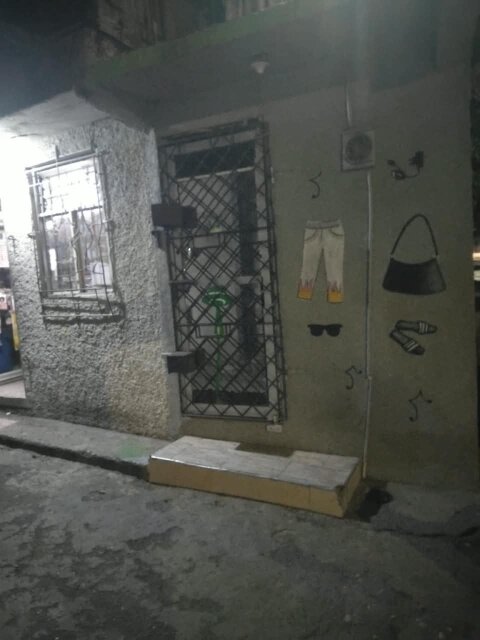 Small Business Shop For Rent At