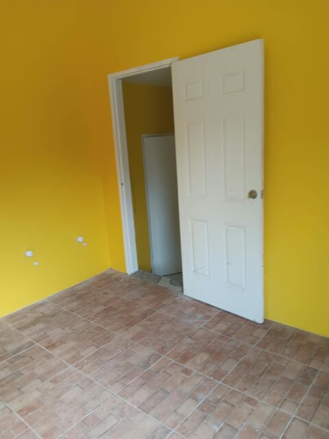 3 Bedrooms /2 Kitchen/ 2½ Bathrooms For Rent
