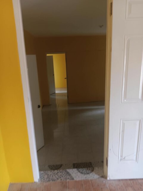 3 Bedrooms /2 Kitchen/ 2½ Bathrooms For Rent