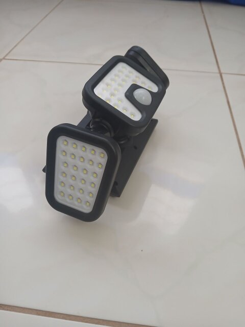 Split Solar Wall Lamp