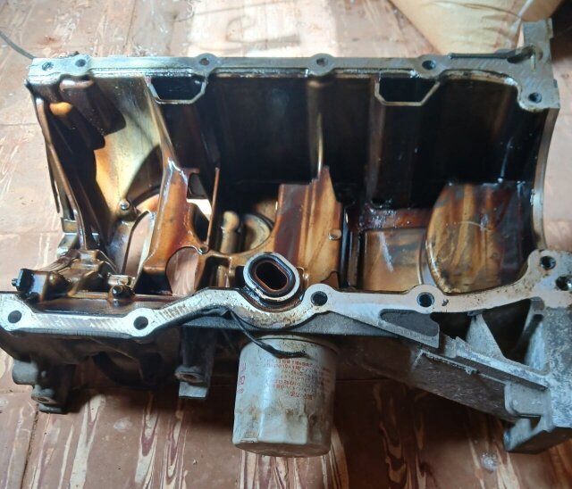 Automotive Engine Upper Oil Pan